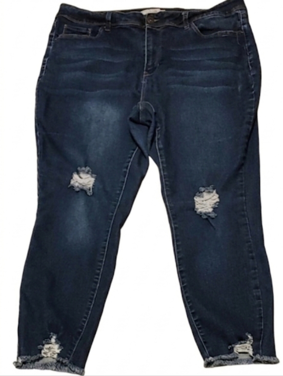California Vintage Denim - Women's Size 18 Dark Blue Distressed Cropped Ankle Jeans Plus Size